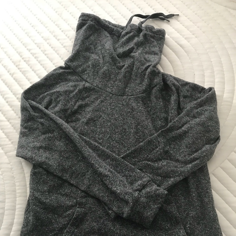 Funnel neck sweatshirt